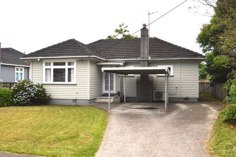 Photo of property in 147 Bartholomew Road, Levin, 5510