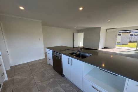 Photo of property in 11 Kuru Place, Papamoa, 3118