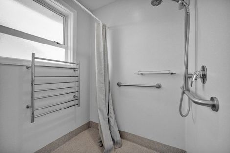 Photo of property in 16 Plympton Street, Brooklands, New Plymouth, 4310