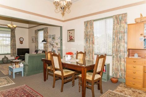 Photo of property in 7 Ruahine Street, Dannevirke, 4930