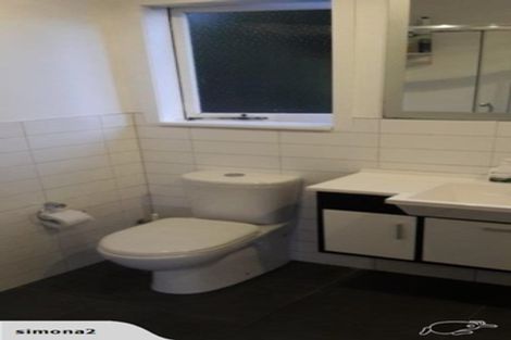 Photo of property in 22 Willow Avenue, Birkenhead, Auckland, 0626