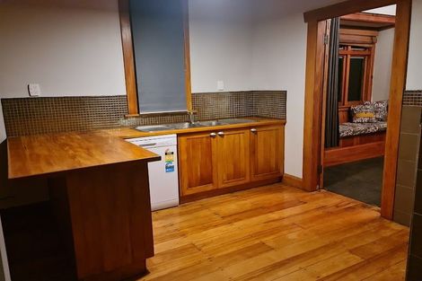 Photo of property in 6 Tawa Street, Tokomaru, Palmerston North, 4474