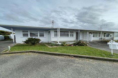 Photo of property in 6 Ely Place, Levin, 5510