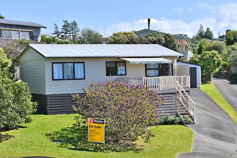 Photo of property in 15 Gerontius Lane, Snells Beach, 0920