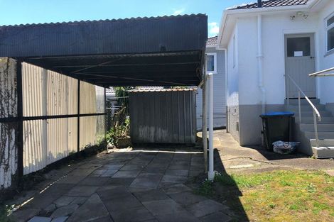 Photo of property in 51 Rogan Street, Mount Roskill, Auckland, 1041