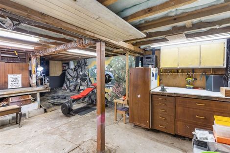 Photo of property in 6 Mowbray Place, Sunnynook, Auckland, 0620