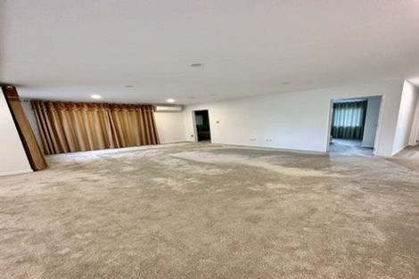 Photo of property in 15 The Mews, Shamrock Park, Auckland, 2016