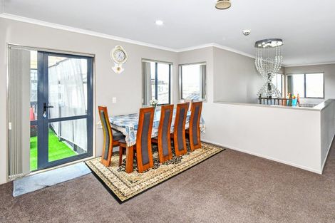 Photo of property in 112 Alfriston Road, Manurewa, Auckland, 2105