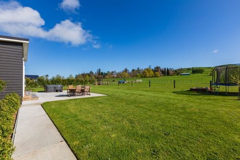 Photo of property in 100 Lindsay Road, Waipukurau, 4283