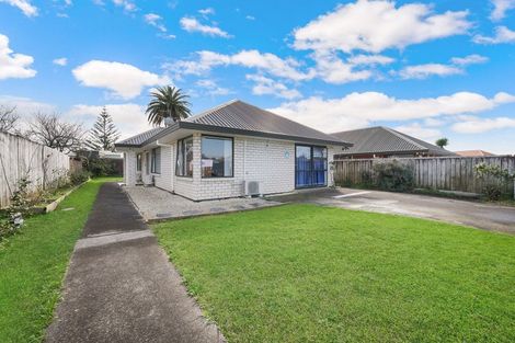 Photo of property in 14 Gadsby Road, Favona, Auckland, 2024