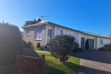 Photo of property in 5 Porritt Place, Tamatea, Napier, 4112