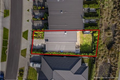 Photo of property in 7/46 Jane Maree Road, Kumeu, 0810