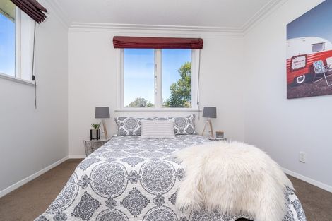 Photo of property in 27 Hanlon Street, Halfway Bush, Dunedin, 9010