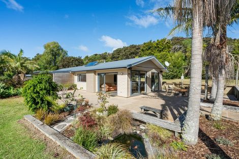 Photo of property in 303 Ody Road, Whangarei Heads, Whangarei, 0174