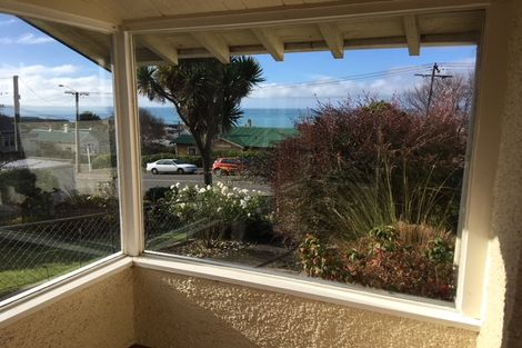 Photo of property in 30 Wharfe Street, South Hill, Oamaru, 9400