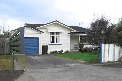 Photo of property in 98 Heretaunga Street, Palmerston North, 4414