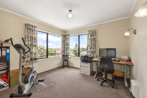 Photo of property in 27 Northview Lane, Nawton, Hamilton, 3200