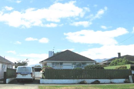 Photo of property in 92 Pine Avenue, Ebdentown, Upper Hutt, 5018
