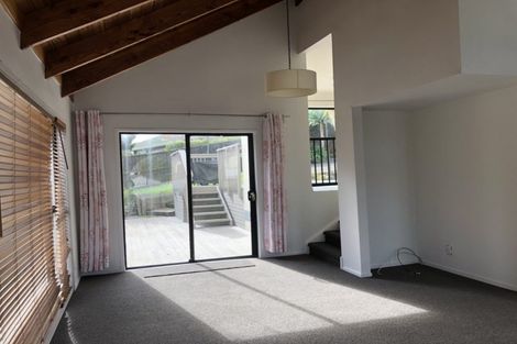 Photo of property in 117a Browns Bay Road, Browns Bay, Auckland, 0630