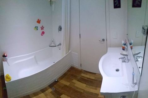 Photo of property in 4 Versailles Street, Karori, Wellington, 6012