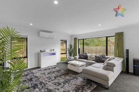 Photo of property in 15 Te Awa Rere Grove, Stokes Valley, Lower Hutt, 5019