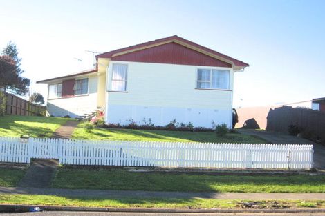 Photo of property in 16 Volante Avenue, Wattle Downs, Auckland, 2103