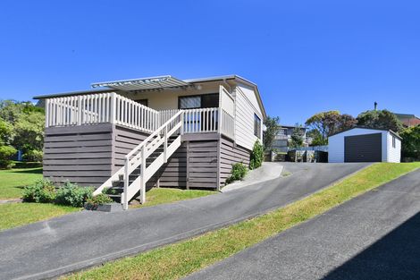 Photo of property in 15 Gerontius Lane, Snells Beach, 0920