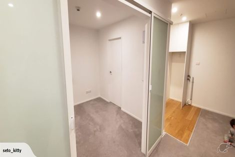 Photo of property in 8 Thompson Park Road, Mount Wellington, Auckland, 1060