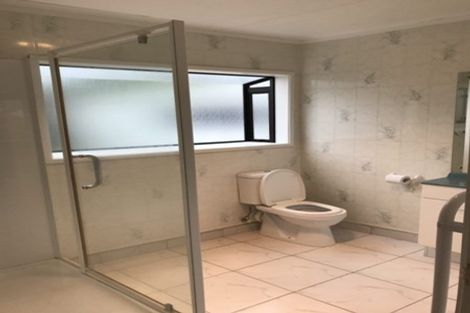 Photo of property in 128 Moire Road, West Harbour, Auckland, 0618