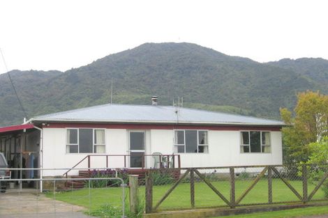 Photo of property in 46 Stirling Street, Te Aroha, 3320