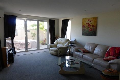 Photo of property in 21 Pavilion Crescent, Hillmorton, Christchurch, 8024