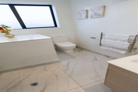 Photo of property in 5/6a Taramea Place, Addington, Christchurch, 8024