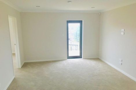 Photo of property in 61 Kirikiri Drive, Papakura, 2110