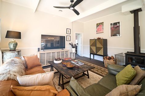 Photo of property in 260 Talbot Street, Geraldine, 7930