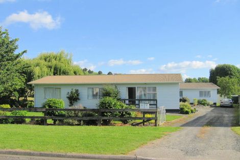 Photo of property in 11 Taumarunui Street, Taumarunui, 3920