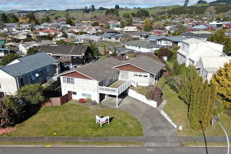 Photo of property in 4 Hinau Street, Pukehangi, Rotorua, 3015