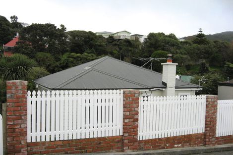 Photo of property in 43 Standen Street, Karori, Wellington, 6012