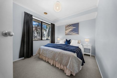 Photo of property in 11 Cognac Place, Henderson, Auckland, 0612