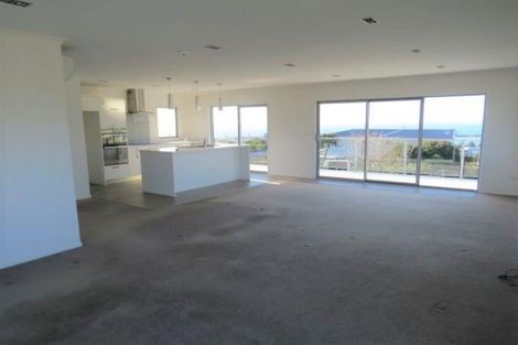 Photo of property in 10 Scott Street, Moturoa, New Plymouth, 4310