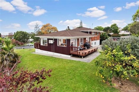 Photo of property in 46 Miltonia Avenue, Te Atatu South, Auckland, 0610