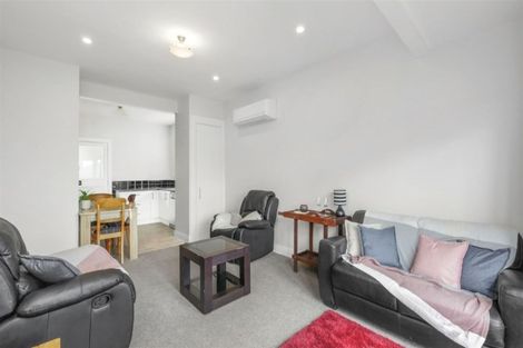 Photo of property in 156 Wainoni Road, Avondale, Christchurch, 8061