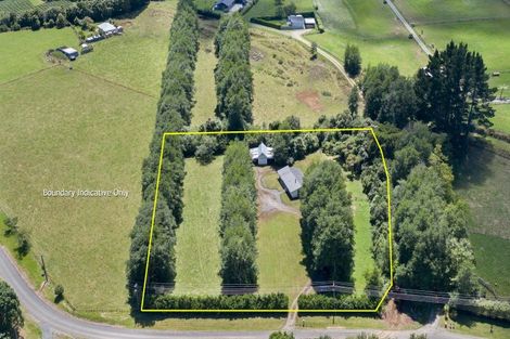 Photo of property in 277 North Manakau Road, Manakau, Levin, 5573