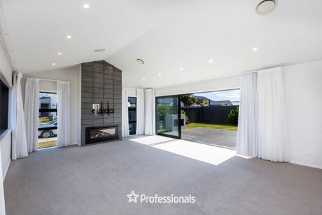 Photo of property in 20 Salisbury Crescent, Wallaceville, Upper Hutt, 5018