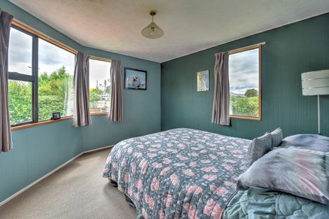 Photo of property in 70 Hunter Street, Edendale, 9825