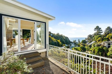 Photo of property in 1 Lucy Road, Bluff Hill, Napier, 4110