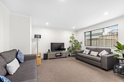 Photo of property in 19 Andrew Jack Road, Silverdale, 0932