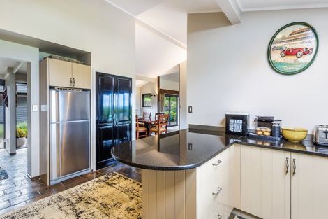 Photo of property in 15 Cameron Drive, Acacia Bay, Taupo, 3385