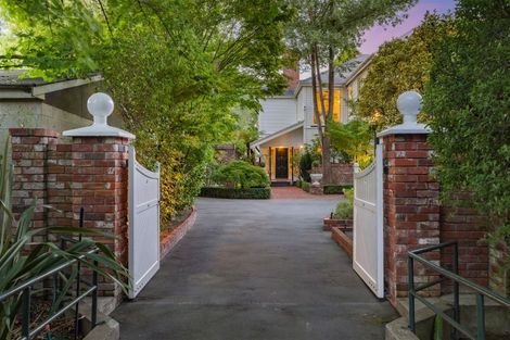 Photo of property in Chilcombe Homestead, 4 Medbury Terrace, Fendalton, Christchurch, 8041