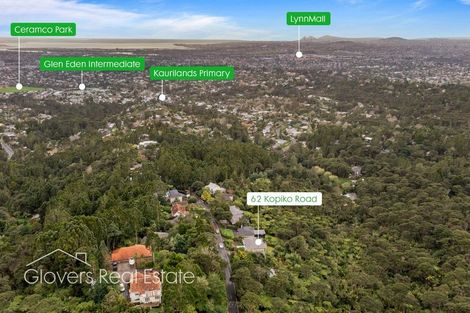 Photo of property in 62 Kopiko Road, Titirangi, Auckland, 0604