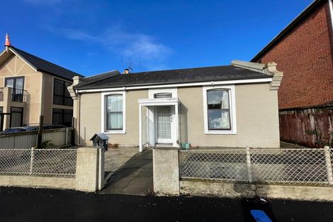Photo of property in 5 Howe Street, North Dunedin, Dunedin, 9016